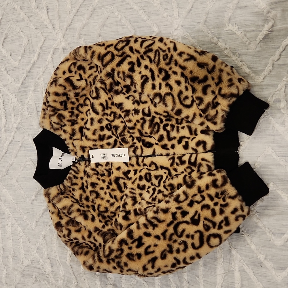 BB Dakota by Steve Madden Meow Factor Faux Fur Bomber Jacket size XS, NWT! - Picture 2 of 12